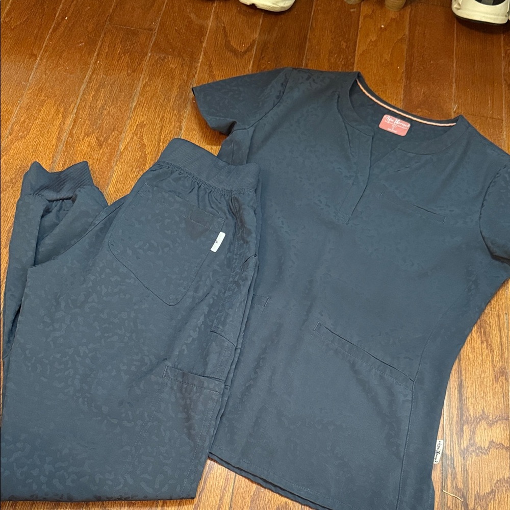 Grey scrub Set